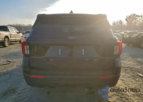 2025 Ford Explorer Police Interceptor z USA, uszkodzony, nr VIN 1FM5K8ABXSGA57374